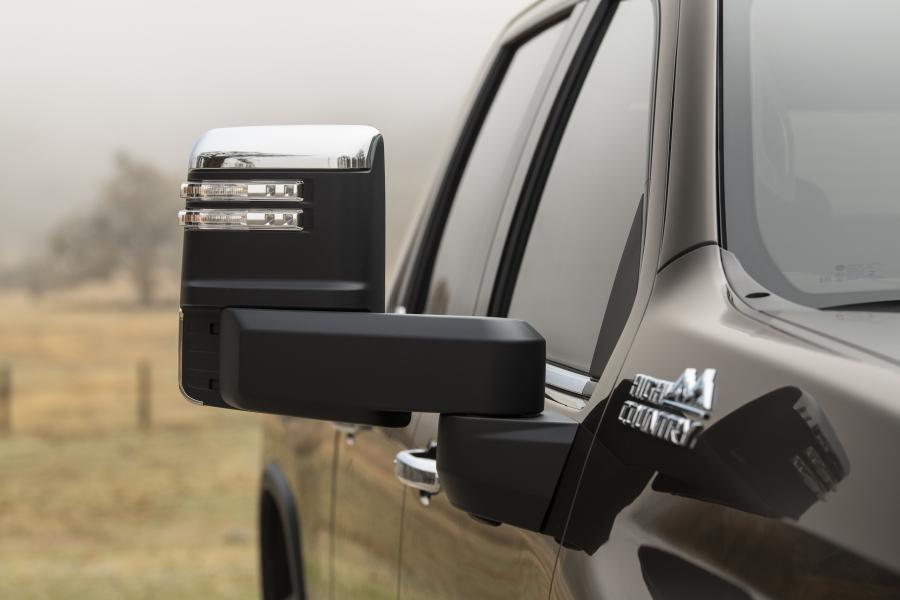 Детали экстерьера Chevrolet Silverado 2500HD High Country Crew Cab 2019 года  (фото 17 из 22)